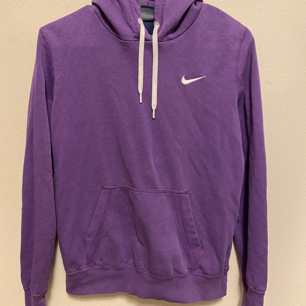 Nike sweatshirt